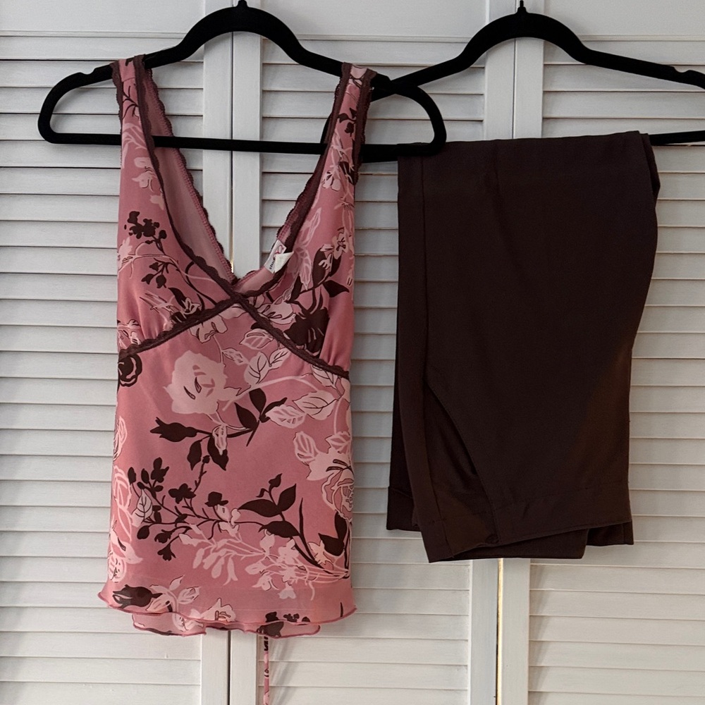 StudioY Floral Pink and Brown Casual Tank and Capri Set